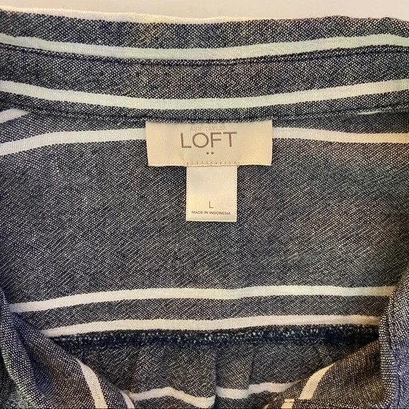 LOFT button down navy stripe blouse size Large - Picture 4 of 5